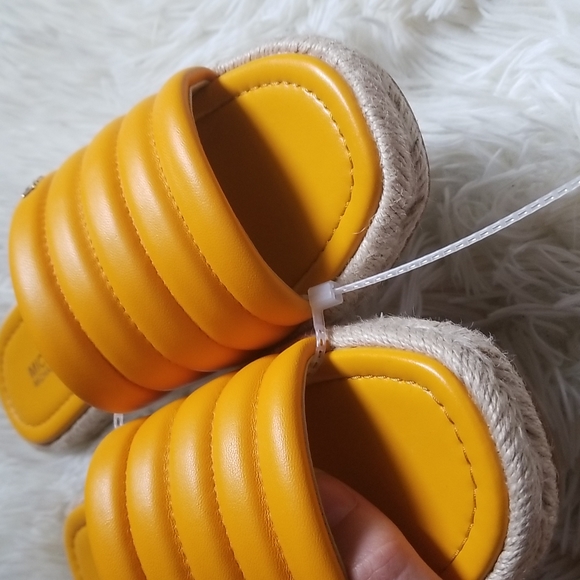 Michael Kors Royce Quilted Leather Platform Slip-On Espadrille Slides Sandals - Picture 5 of 8